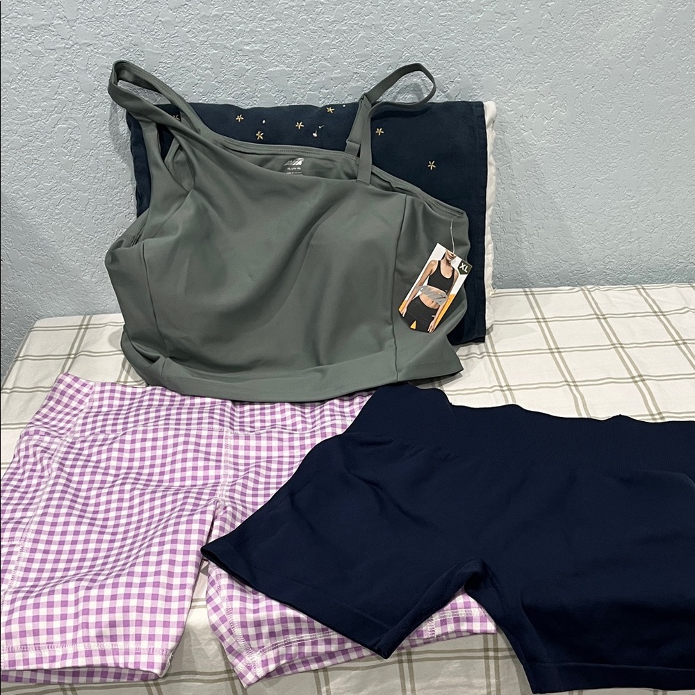 Avia Green Bra Tank Top, Purple and Navy bike Shorts set. Size is XL 16-18.